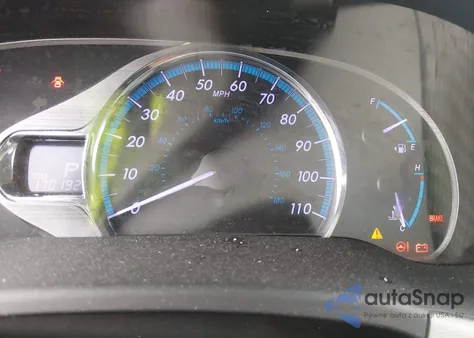 2013 Toyota Sienna Xle V6 8 Passenger z USA, uszkodzony, nr VIN 5TDYK3DC8DS310192